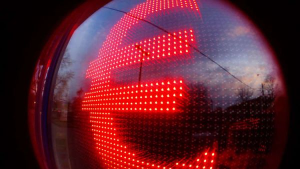 الحكومة الأمريكية قلقة من خطط طهران لتحويل مئات الملايين من اليوروهات لإيران