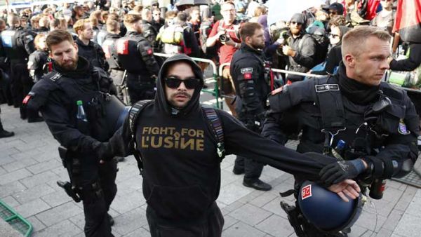 ولاية هامبورغ الألمانية شهدت احتجاجات عنيفة خلال قمة مجموعة العشرين “جي20″ 