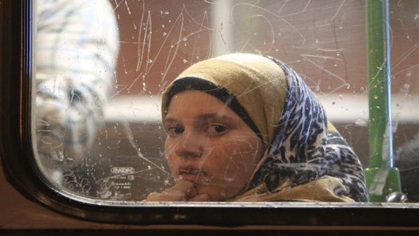 لاجئة في هنغاريا