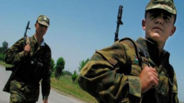 جنود من طاجيكستان