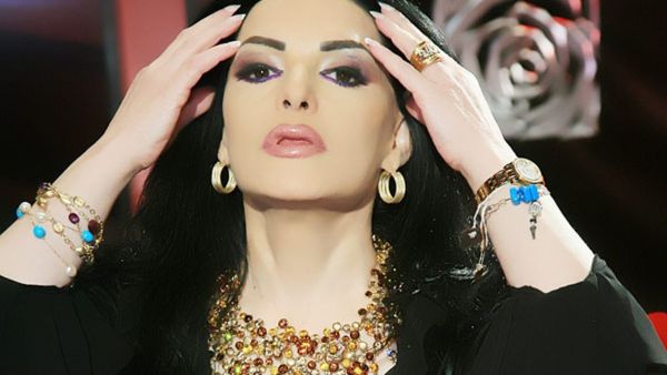 الإعلامية اللبنانية نضال الأحمدية