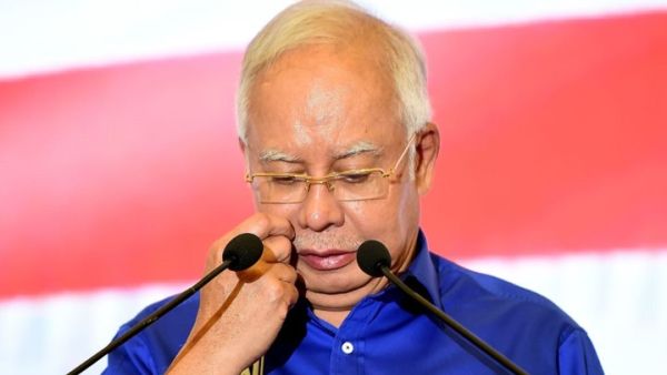 ماليزيا فتحت التحقيق بشأن الصندوق بعد فوز تحالف مهاتير محمد بشكل مفاجئ 