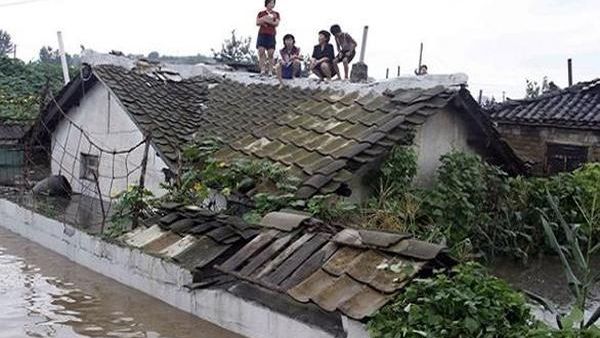 الدخان الكثيف والسام انتشر بسرعة كبيرة 