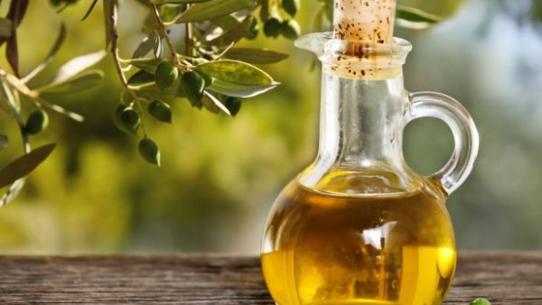 Bottles of olive oil cause trouble at the Dubai Airport. (Shutterstock)