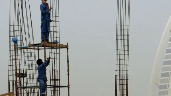 The ban states that nine professions will have a prolonged visa ban, including carpenters, metallurgists, blacksmiths and brick kiln workers. (Karim Sahib/ AFP)