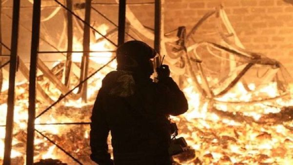  فاجعة أودت بحياة 10 أفراد من عائلة واحدة، جراء استنشاقهم للدخان