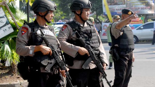 إصابة ضابط في هجوم إنتحاري على مركز للشرطة في اندونيسيا