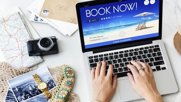 The online travel sector in the GCC grew 9 percent in 2017, according to a new report. (Shutterstock)