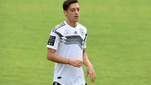  The Arsenal attacker has hit out at the treatment he received from the German football association (DFB), confirming he will no longer wear the jersey 