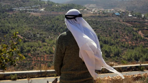 إسرائيل تعتقل فلسطينية في الـ60 من عمرها بذريعة محاولة طعن
