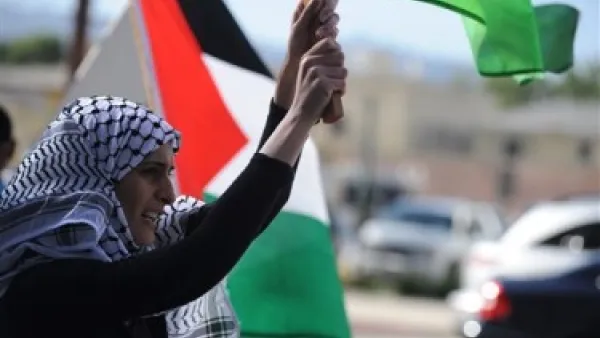 قوات الاحتلال تتعمد إيقاع أكبر عدد ممكن من الضحايا في صفوف المتظاهرين الفلسطينيين