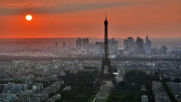 "In banlieues in Paris, Hussey writes, there is a lot of anger, young men willing to turn themselves into Soldiers for God." (Pixabay)