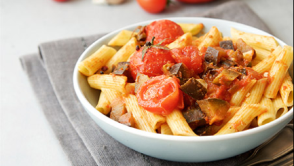 وصفة المعكرونة بصلصة الباذنجان  (panet.co.il)