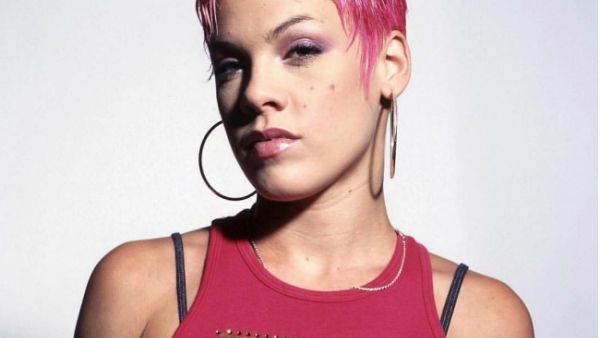 Pink performed part of her single "Walk Me Home" after announcing the new album "Hurts to Be Human."