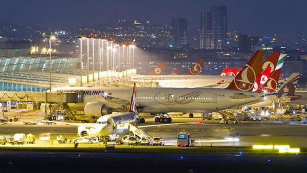 اصطدام طائرة مغربية بأخرى تركية في مطار أتاتورك
