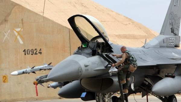  البنتاغون: "فقدنا 19 طيارا. 8 منهم قتلوا نتيجة أعمال العدو"