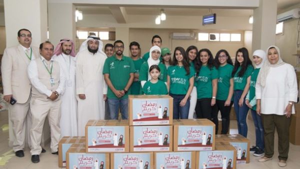 Distribution of the boxes will be carried out by the Kuwait Food Bank and LOYAC’s community service program.