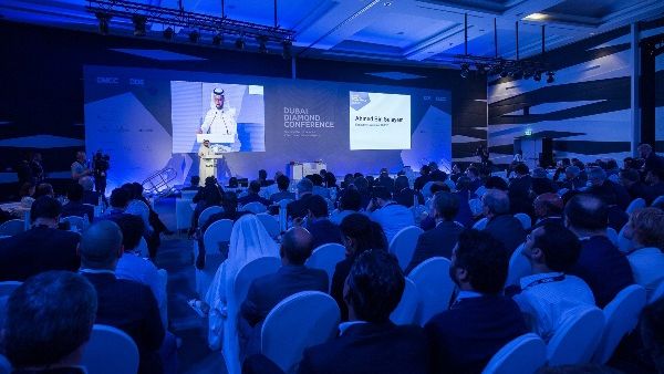 Full House at The Dubai Diamond Exchange Full House at The Dubai Diamond Exchange