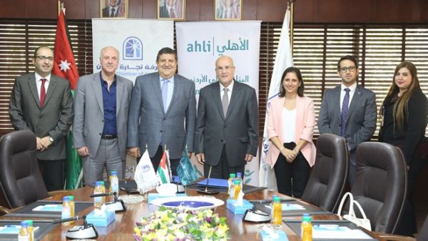 خلال توقيع الإتفاقية خلال توقيع الإتفاقية