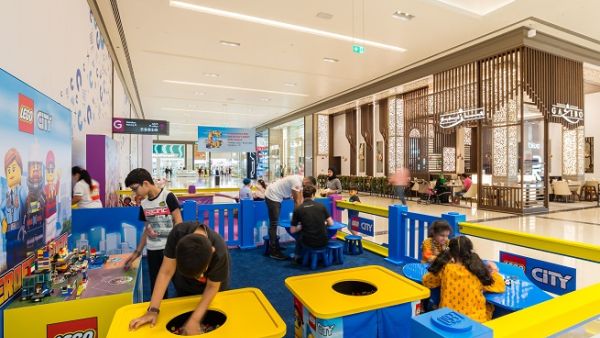 قام سيتي سنتر عجمان بتخصيص منطقة أكبر وأفضل لفعالية مكعبات LEGO ليتيح للأطفال تجارب غير محدودةز