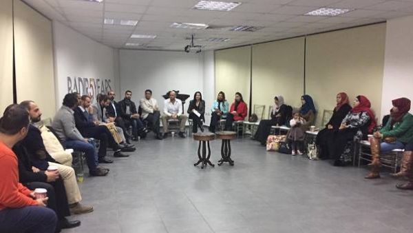 خلال الحدث خلال الحدث