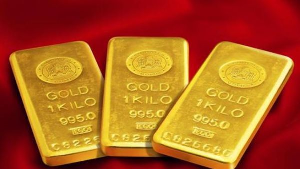 Spot gold lost 0.4 percent to $1,651.26 an ounce