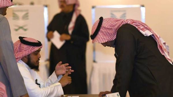 The highest percentages of unemployment in Saudi Arabia are found in Medina, Baha and Jouf regions, according to the General Authority for Statistics. (Shutterstock)