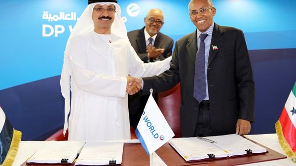 خلال توقيع الاتفاقية