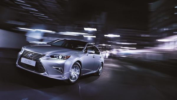 Lexus 2016