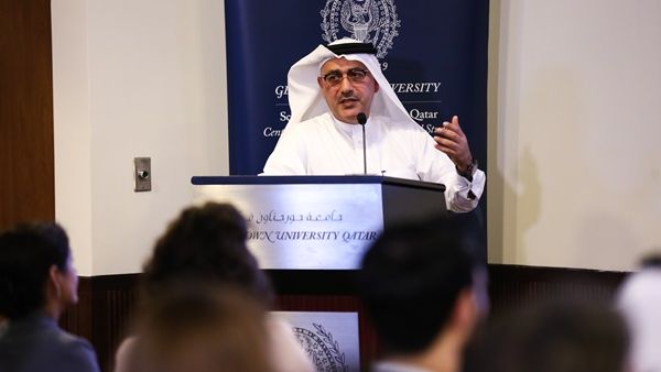 Ibrahim Mohamed Jaidah, group CEO and chief architect of the Arab Engineering Bureau delivering the lecture Ibrahim Mohamed Jaidah, group CEO and chief architect of the Arab Engineering Bureau delivering the lecture