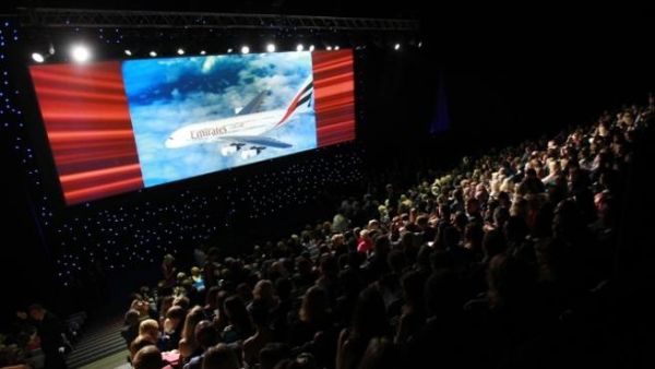 More than 800 people attended Emirates' Roadshow Gala Dinner event at St Petersburg's Ice Palace