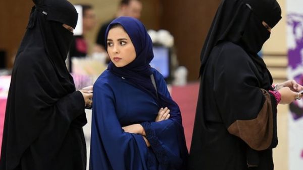 Saudi Arabia stands 12th among G20 nations in terms of the average fall in the rate of unemployment during the third quarter of 2017. (AFP)