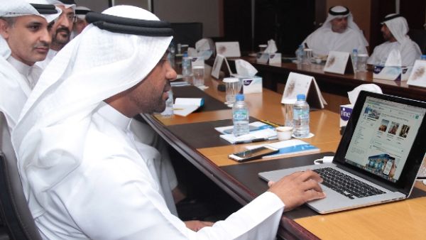 الشركة تطلق صفحاتها على موقعي فيس بوك وتويتر وتعتزم إطلاق صفحات أخرى على لينكد إن ويوتيوب وإنستغرام في وقت لاحق من العام الجاري