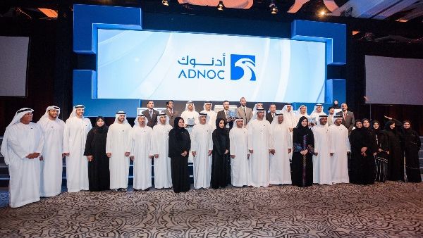 تم الإعلان خلال الحفل عن إعادة تسمية الجائزة لتصبح "جائزة أدنوك للتميز في الصحة والسلامة والبيئة"، لتعكس هدفها بتشجيع وتكريم الممارسات والمشاريع المبتكرة التي تسهم في ضمان سلامة وصحة الكوادر، والمجتمع.