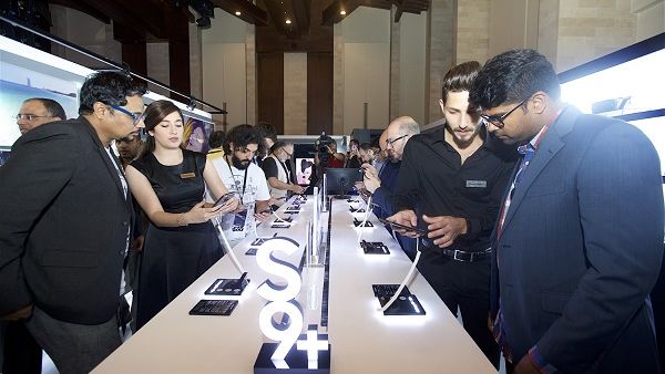 استعرضت الشركة خصائص ومزايا هاتفيها الجديدين لأول مرة على مستوى المنطقة خلال فعالية مميزة.