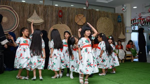 The celebration drew the participation of AMAF’s employees of all ranks and their families, minors and orphans under AMAF’s care.