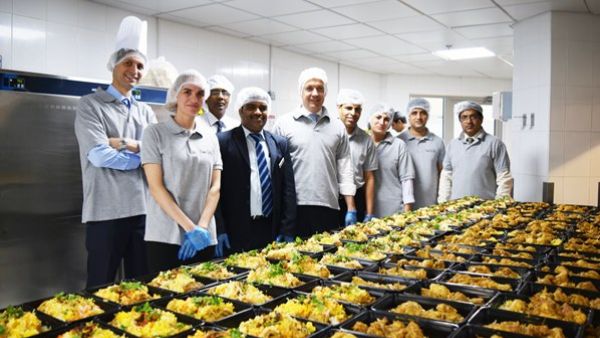ART Rotana partners with Amwaj Islands to provide food to the less fortunate