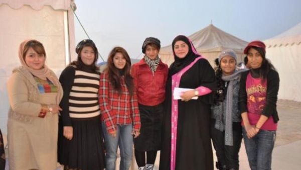AUB employees enjoy day in the desert