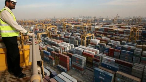 The UAE’s position as a key import and re-export hub, has seen its ports in Dubai, Abu Dhabi, Sharjah, Fujairah and others handling increasing amounts of container traffic, as demand for goods and services throughout the region rises
