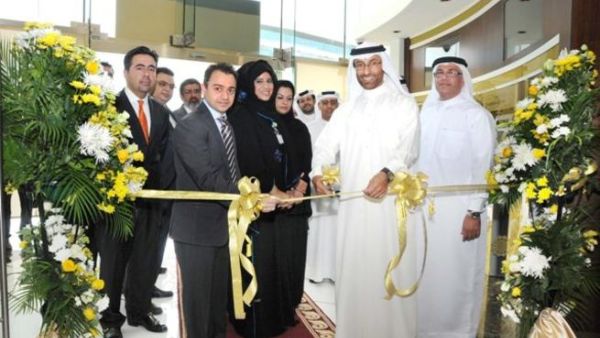 Abdulla Al Hamli, CEO Islamic Bank, inaugurates DIB's first Al Islami Private Banking branch