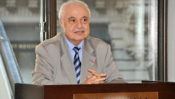 الدكتور طلال أبوغزاله
