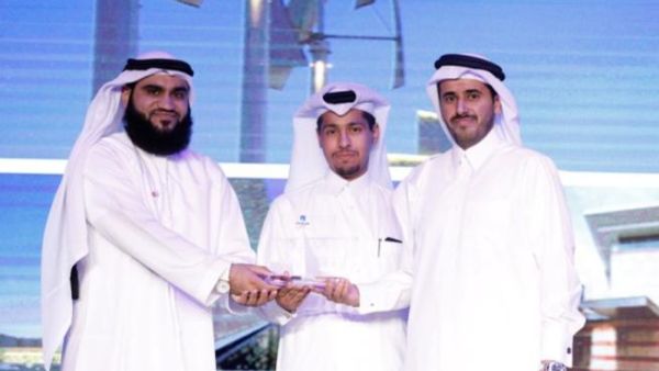 Ali Bin Nasser Al-Khalifa , CEO of ASTAD Project Management receiving the award-Cityscape 2013