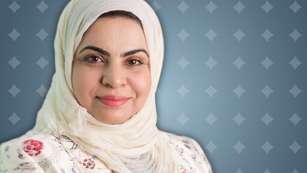 آمال بنت حسين اللواتية الرئيسة التنفيذية لقسم تجربة العملاء في Ooredoo آمال بنت حسين اللواتية الرئيسة التنفيذية لقسم تجربة العملاء في Ooredoo