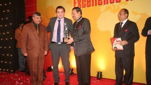 American Express Middle East receiving their award