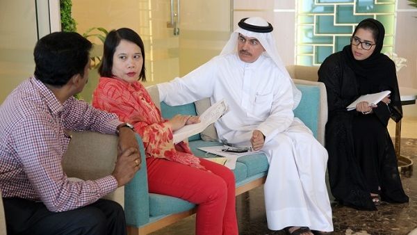 Dr. Amin Al Amiri, Assistant Undersecretary for Public Health Policy and Licensing Sector in the Ministry of Health and Prevention with some of the ministry’s customers. Dr. Amin Al Amiri, Assistant Undersecretary for Public Health Policy and Licensing Sector in the Ministry of Health and Prevention with some of the ministry’s customers.