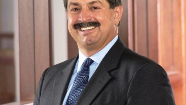 أندرو ليفريس، رئيس مجلس الإدارة والرئيس التنفيذي لشركة داو للكيماويات أندرو ليفريس، رئيس مجلس الإدارة والرئيس التنفيذي لشركة داو للكيماويات