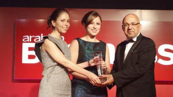 Abdel Hamid Shoman, Chairman of Arab Bank receiving the award
