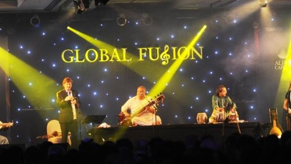 Artistes performing at Bank Sarasin Alpen and Alpen Capitals Global Fusion event