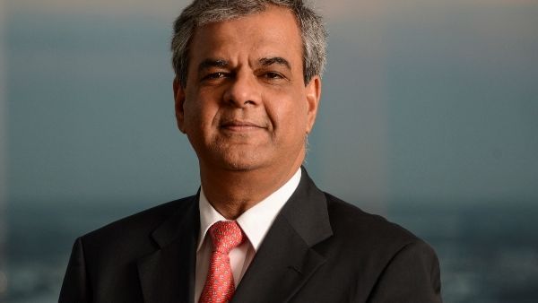 آشوك ڤاسواني، الرئيس التنفيذي لـ "باركليز" في المملكة المتحدة