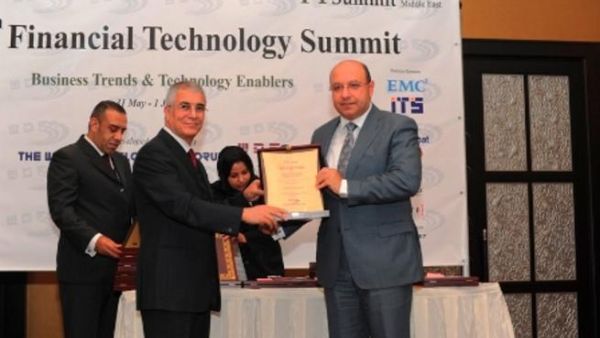 Ashraf Shokry, Chief Operating Officer of Ajman Bank receiving the Who’s Who of Financial Technology award